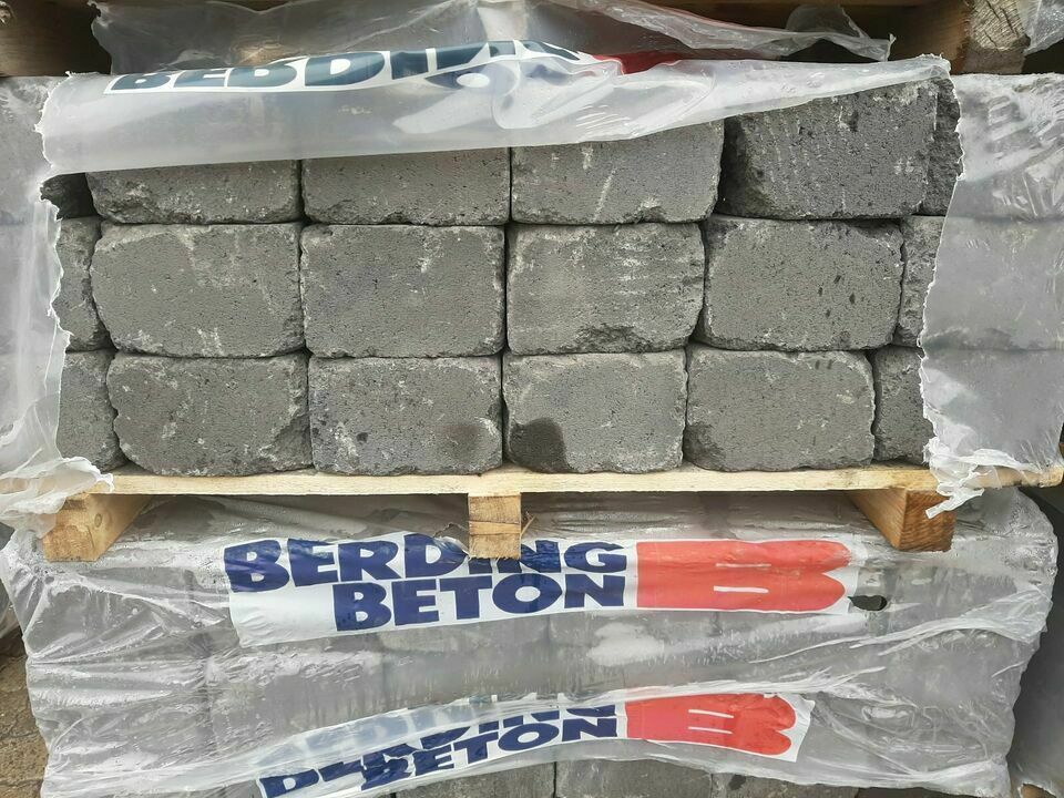 Antik Mauer Berding Beton Mauersteine 9€ /stück in Wenden