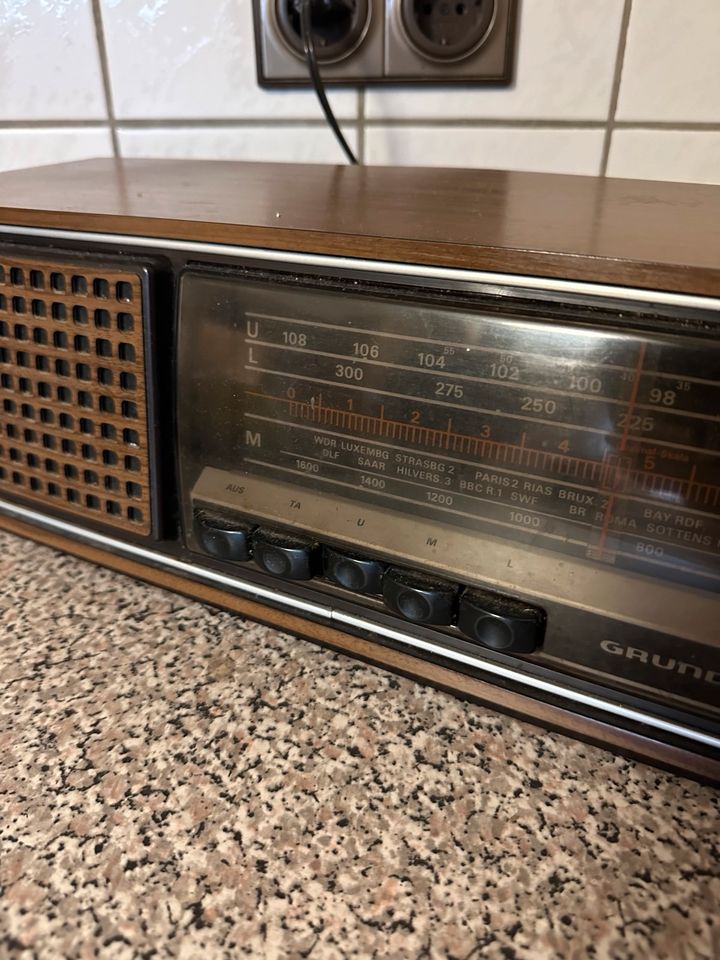Grundig RF 420 Nostalogie Radio Vintageradio in Voerde (Niederrhein)
