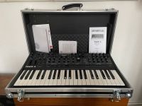 Sequential Take 5 Synthesizer mit Case Berlin - Neukölln Vorschau