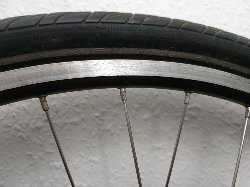 Fahrradreifen Schwalbe Marathon Racer 28 Zoll in Pohlheim