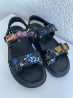 Dior Dioract Sandalen Gr 38 bestickt Berlin - Wilmersdorf Vorschau