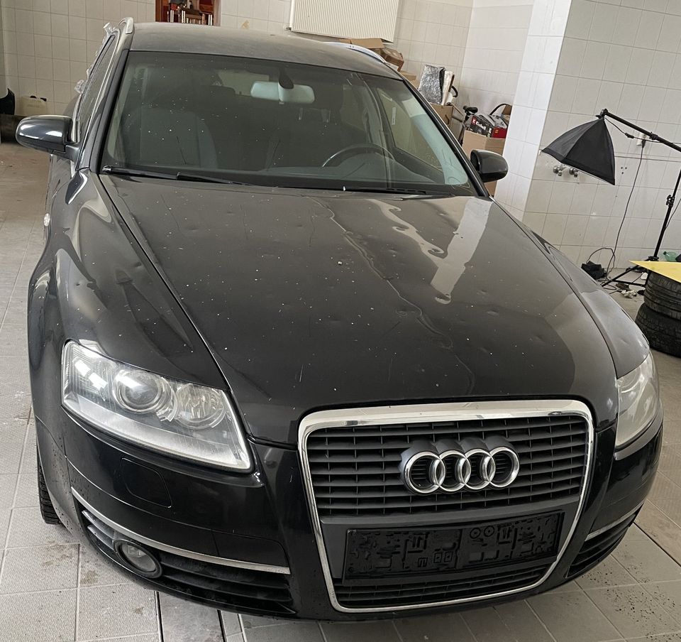 Audi A6 AVANT 2,8 V6 FSI / Bj. `07 / 06E103926G Abdeckung Motor in