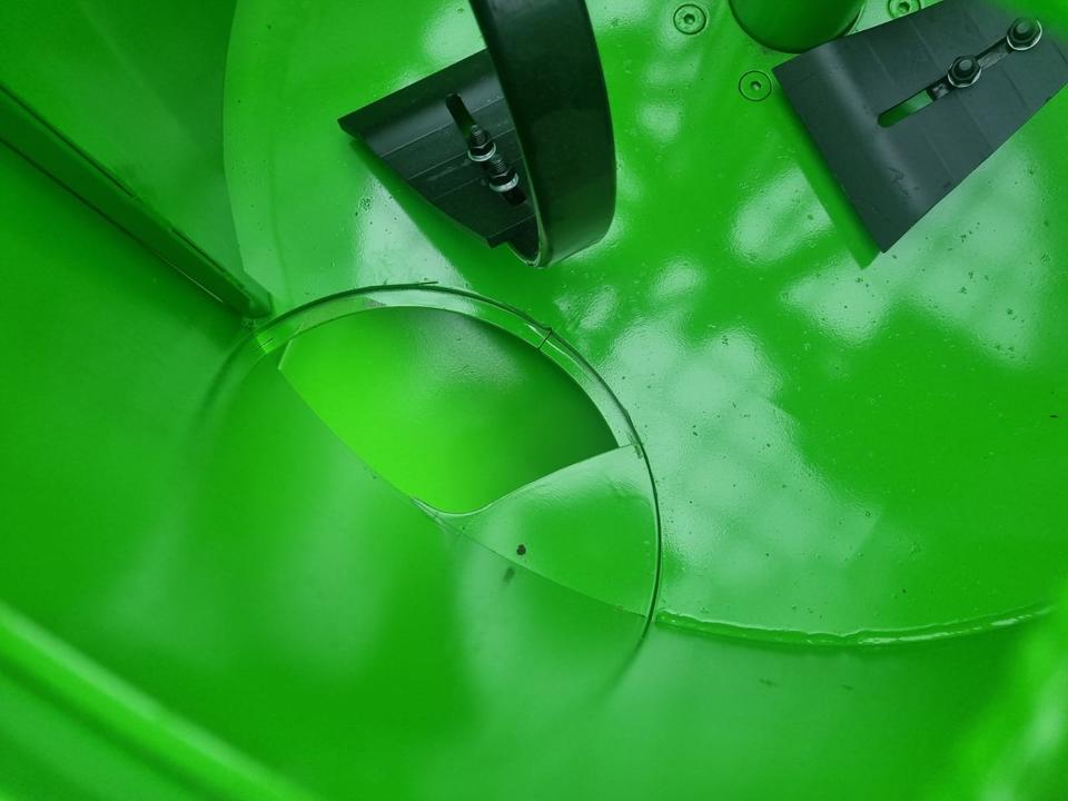 Zwangsmischer Betonmischer 1000 L Hydraulisch Mixer Blender in Berlin