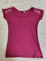 T-Shirt Pink-lila Gr. S mit Blumen am Ärmel Hessen - Kassel Vorschau