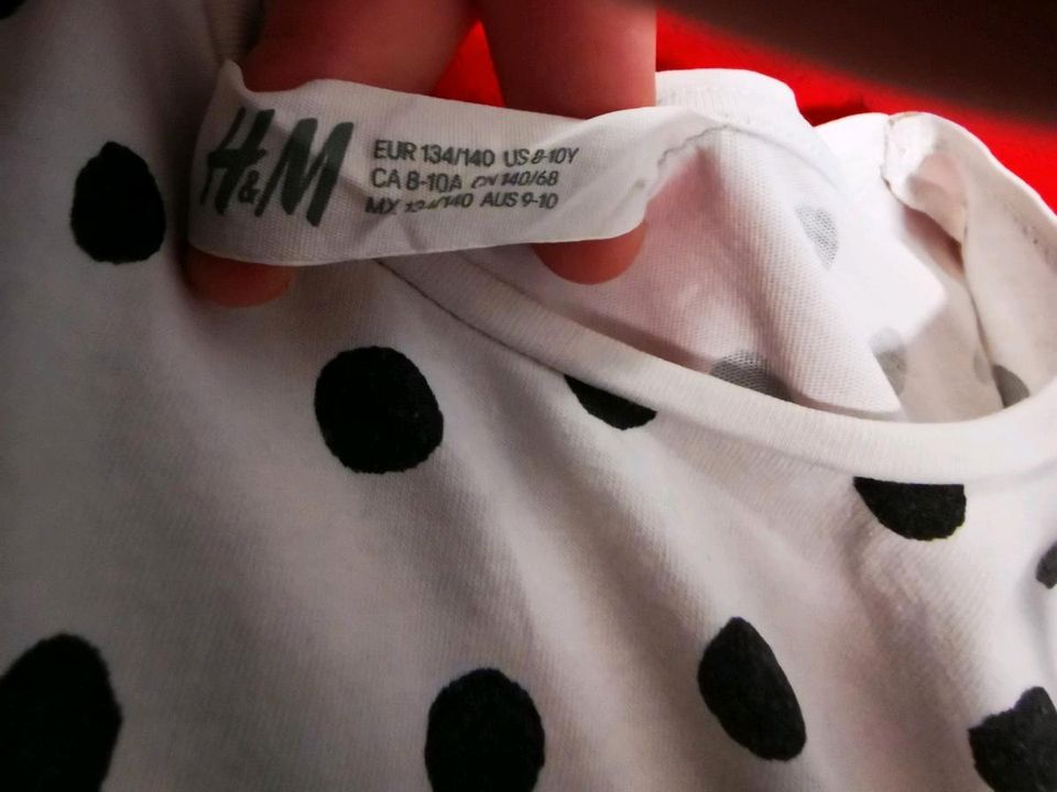 H & M T-Shit Hemd in Berlin
