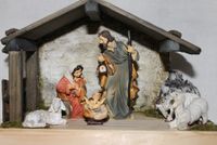 Schöne kleine Weihnachtskrippe mit Figuren 8 oder 9 cm Rheinland-Pfalz - Strotzbüsch Vorschau