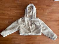 Pull & Bear Teddy Fell Jacke Größe S, top Zustand! Hessen - Bad Homburg Vorschau