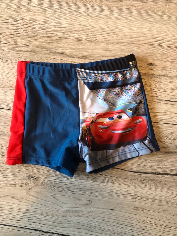 Badehose mit Cars 98/104 Jungen in Winterspelt