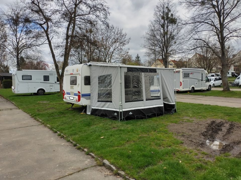 Hobby Wohnwagen Caravan Markise Vorzelt in Gau-Algesheim