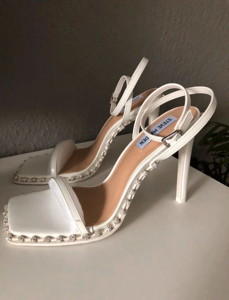 Neue Steve Madden Heels  Gr 39 in Maintal