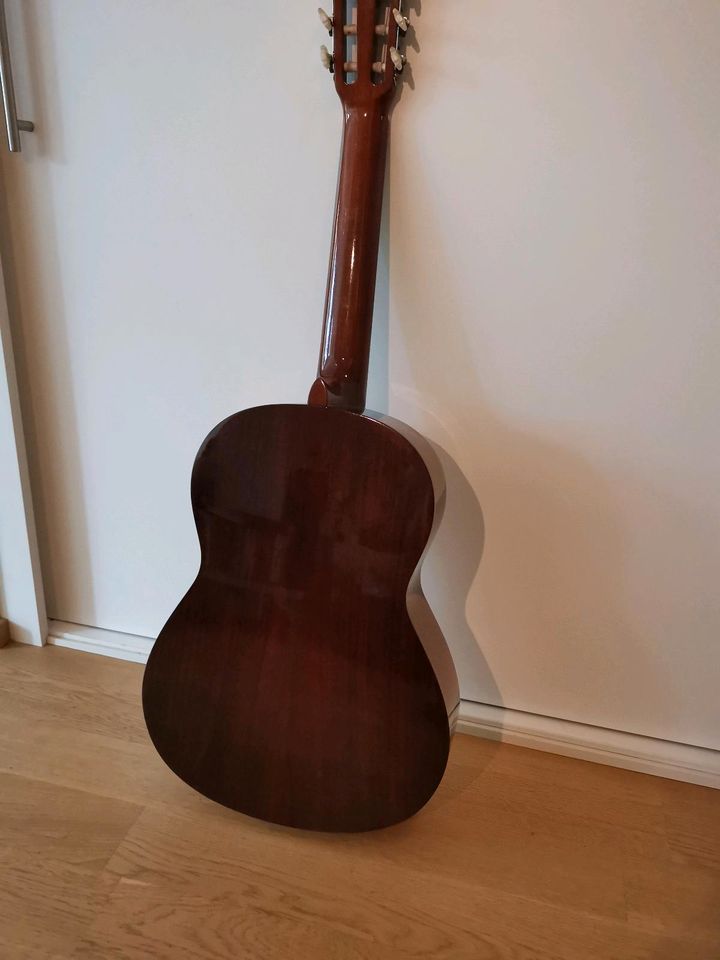 Gitarre Yamaha G231 II Konzert Akkustik in Brühl