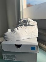 Neu Nike Air Force 1 mid 37,5 Bayern - Coburg Vorschau