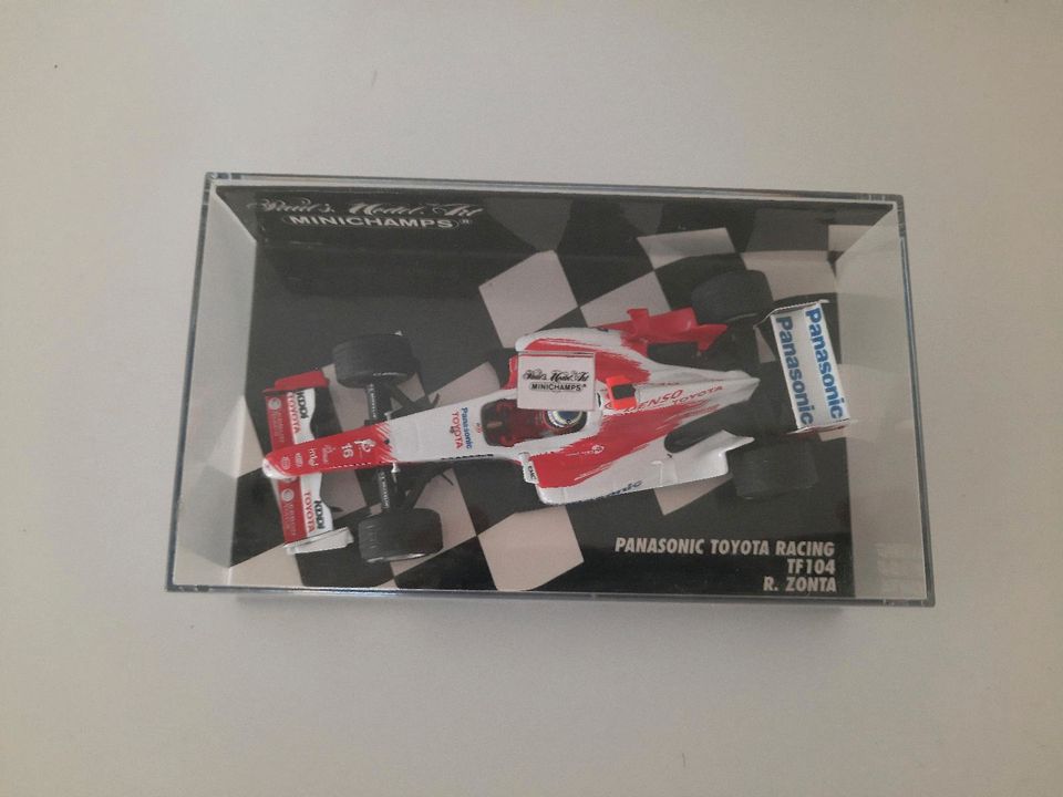 Toyota TF104 Minichamps 1:43 Formel 1 Modell in Mönchengladbach