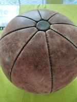 Medizinball, gebraucht, ca 1kg schwer Baden-Württemberg - Weinstadt Vorschau