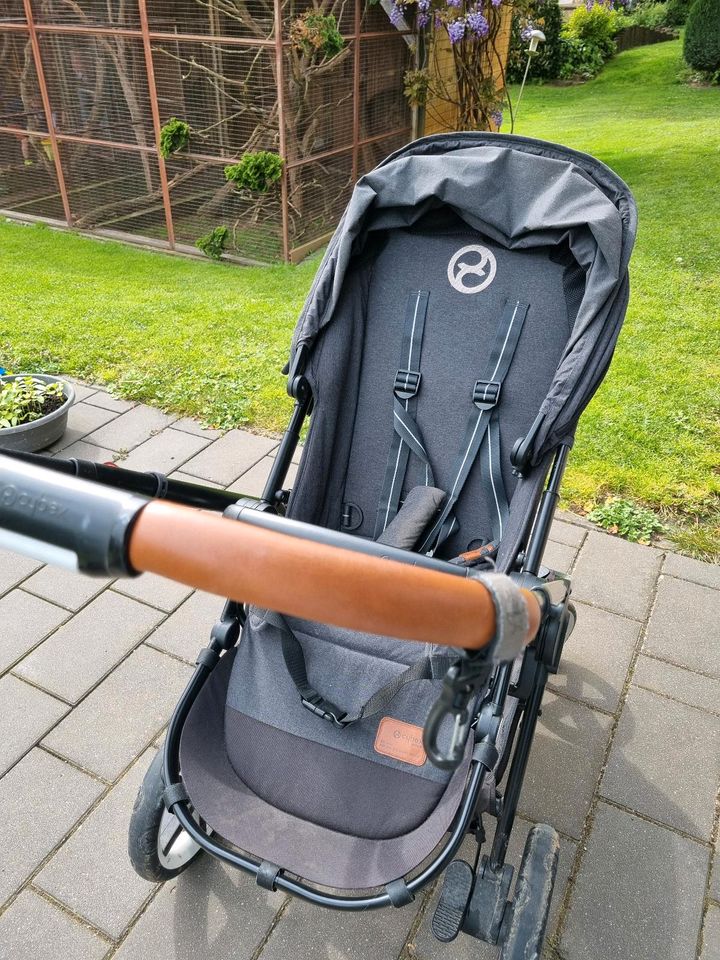 Kinderwagen & Sportaufsatz in Lippstadt