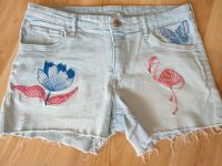 Jeans-Shorts Gr. 170 H&M + Bluse Gr. 170/176 - wenig getragen Sachsen-Anhalt - Schkopau Vorschau