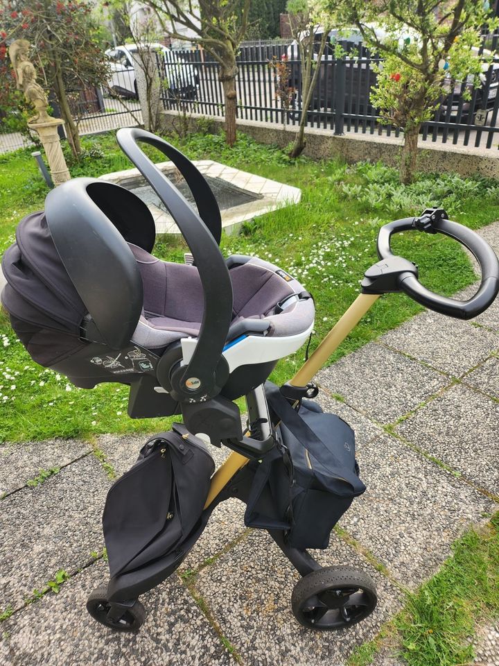 Stokke Kinderwagen und Maxi Cosi und Zubehör wie NEU in Berlin