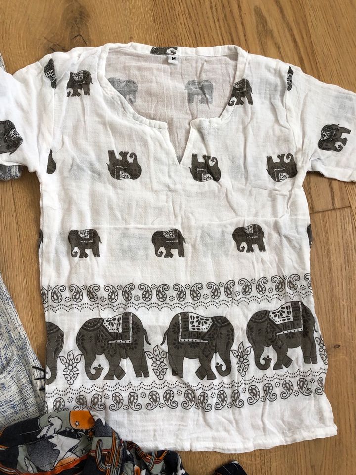 Hemd Shirt Thailand Afrika Gr. 98/104 in Petershagen