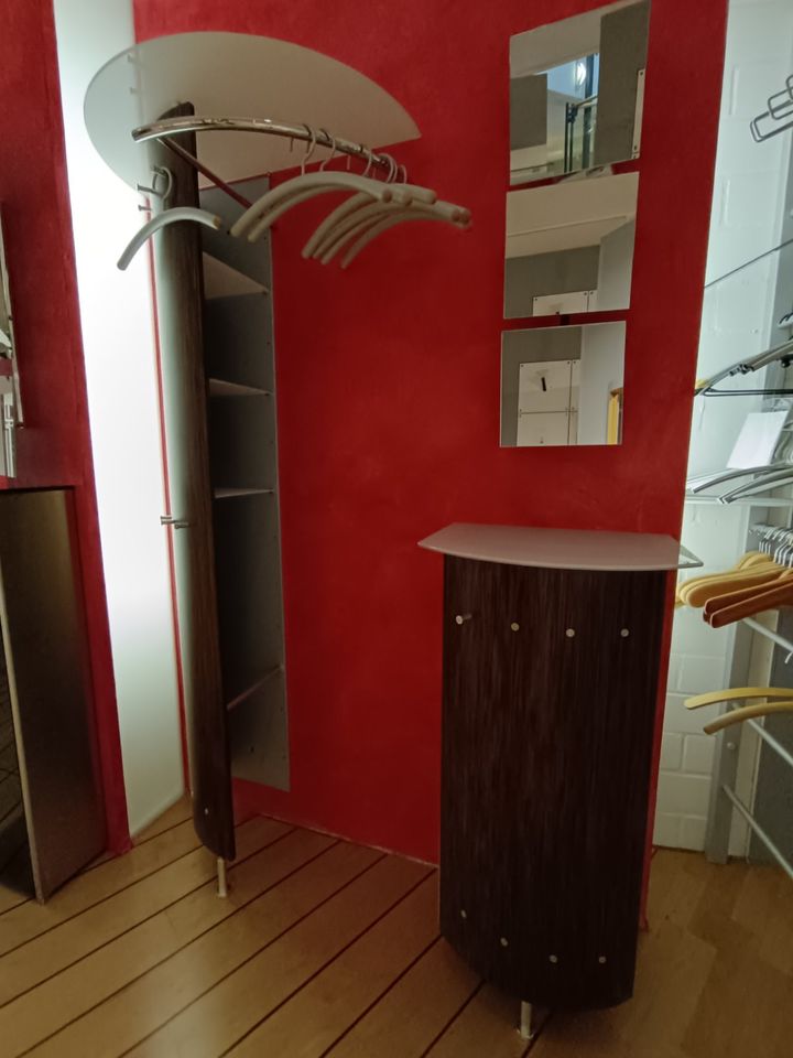 D-Tec Garderobe mit Hutablage und Schuhschrank Nussbaum in Solingen