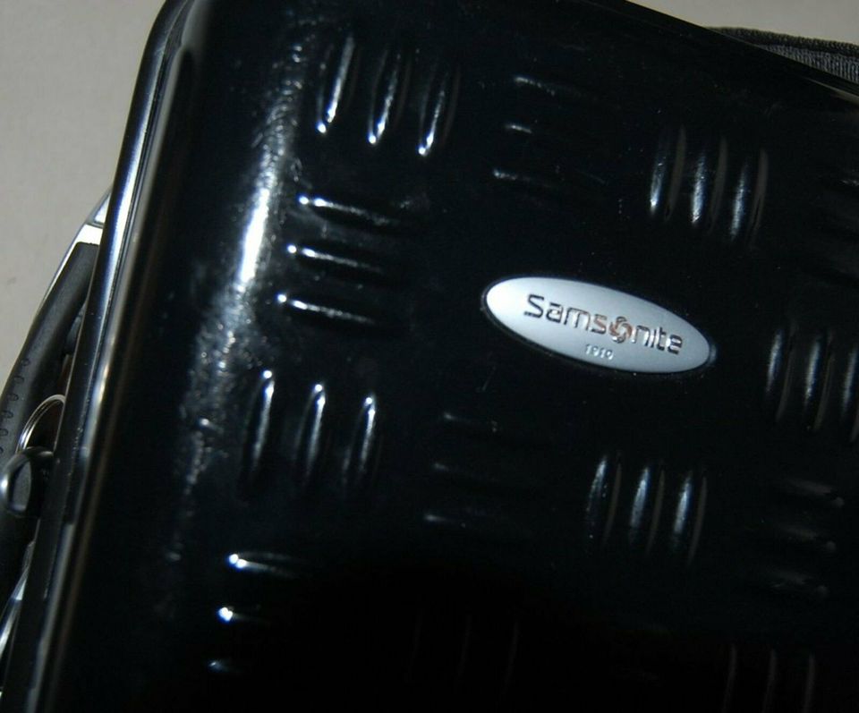 Samsonite D16  038 Graviton Beauty Case kleiner Koffer Handgepäck in Mainz