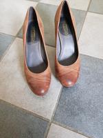 Leder Pumps Gr. 39 5th Avenue Nordrhein-Westfalen - Wenden Vorschau