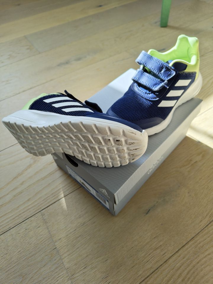Adidas Tensaur Run 2.0 Schuh (EU 30 / US 12) in Schönborn