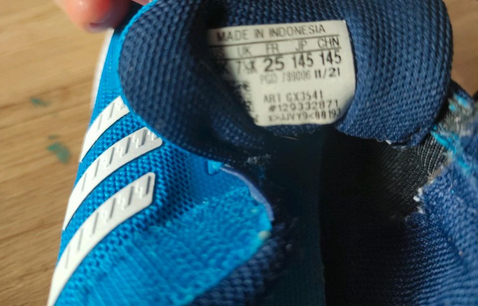 Adidas Schuhe Kinder Größe 25 in Wüstenrot