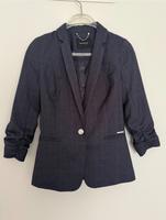 Blazer Jacke Damen Damenjacke Größe 32 Orsay neuwertig Sachsen - Chemnitz Vorschau