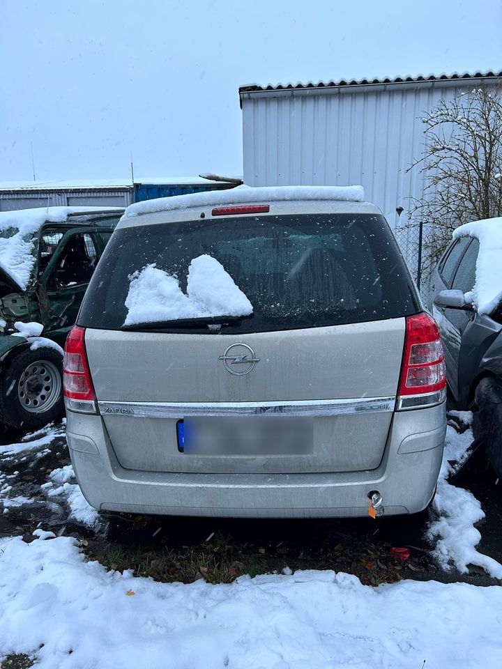 Unfallwagen, Bastlerfahrzeug in Frankfurt am Main