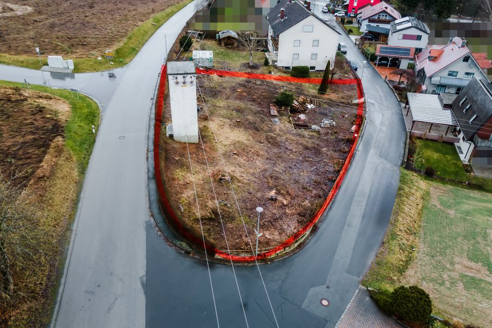 Der Grundstein für Ihr zukünftiges Zuhause: Grundstück für großzügiges Wohnen in Wurz! in Püchersreuth