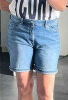 Jeansshort Betsy Slim, Größe 32 von s‘oliver Nordrhein-Westfalen - Werne Vorschau
