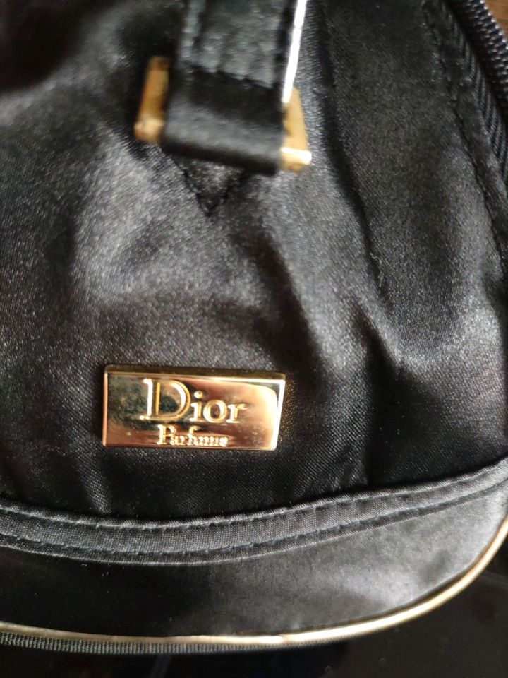 Dior Kosmetiktasche neuwertig schwarz inklusive Versand in Duisburg