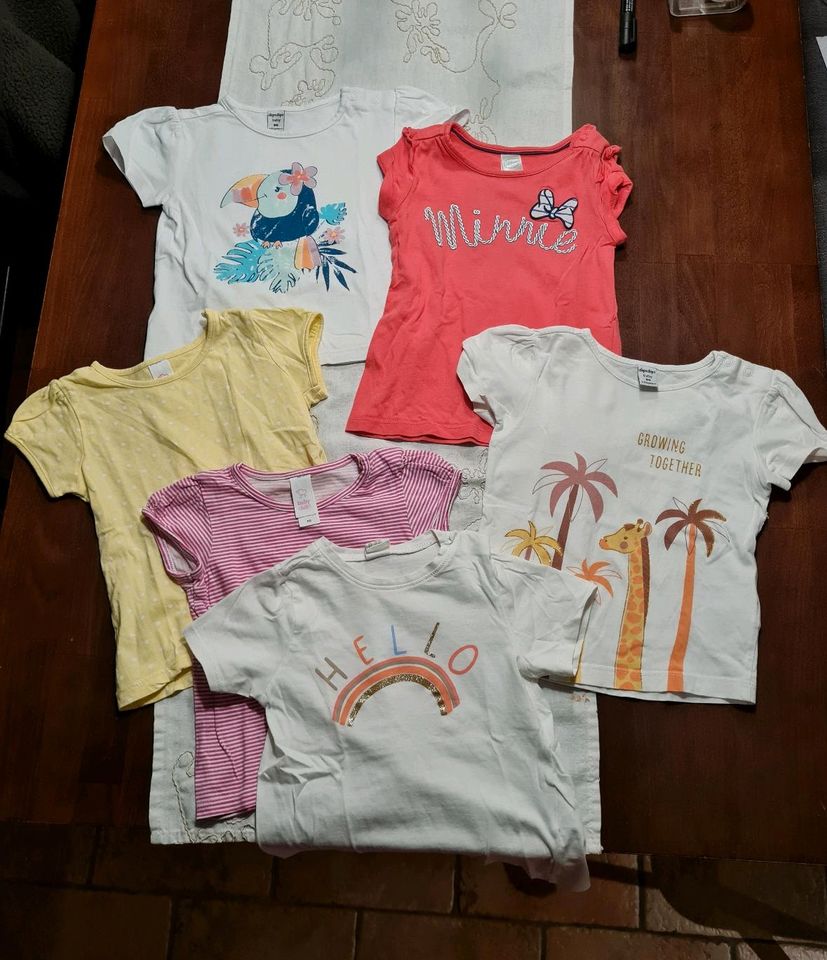 T-Shirts, Gr.86/92, Mädchen in Bernau