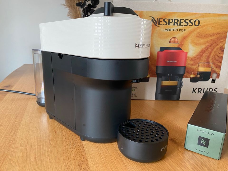 Nespresso Vertuo Pop mit div. Kapseln, Espresso, Latte Macchiato in Wolfenbüttel