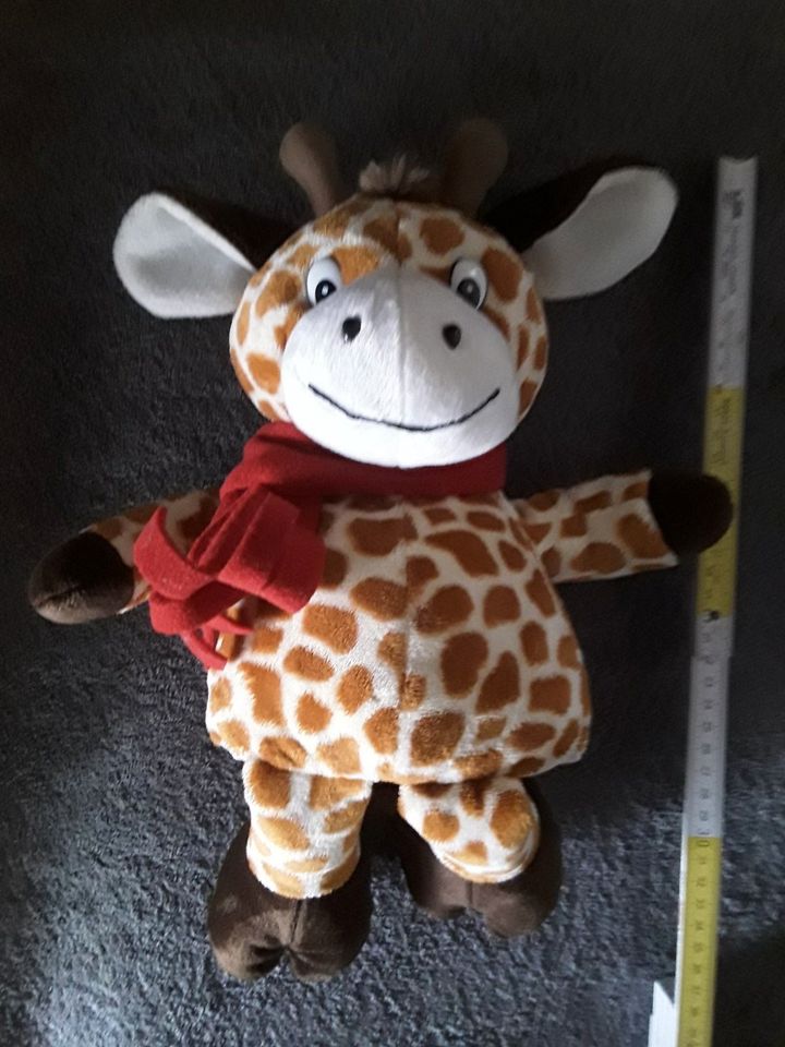 Giraffe mit Schal Handpuppe groß 33 cm waschbar unbespielt in Babenhausen