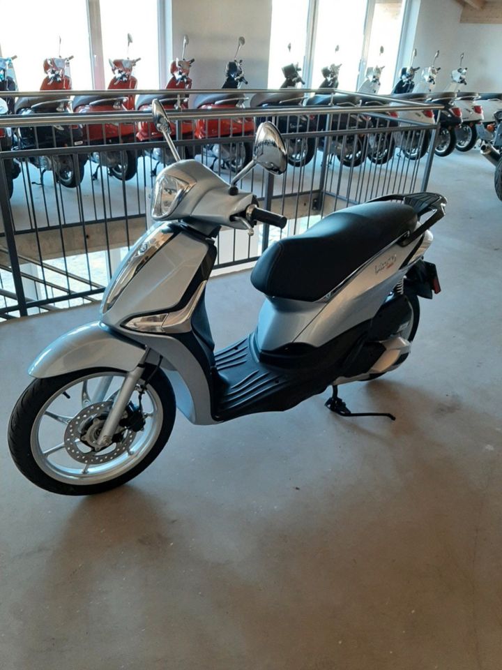 Piaggio Liberty 125 Neufahrzeug sofort verfügbar. Aktion in Petting