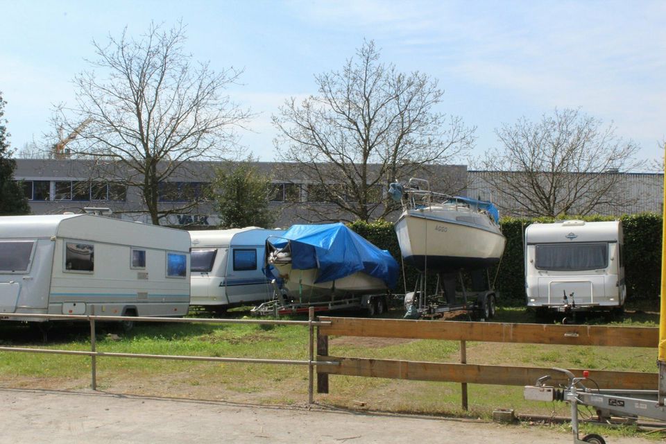Stellplatz für Wohnwagen - Anhänger  - Boot in Bocholt