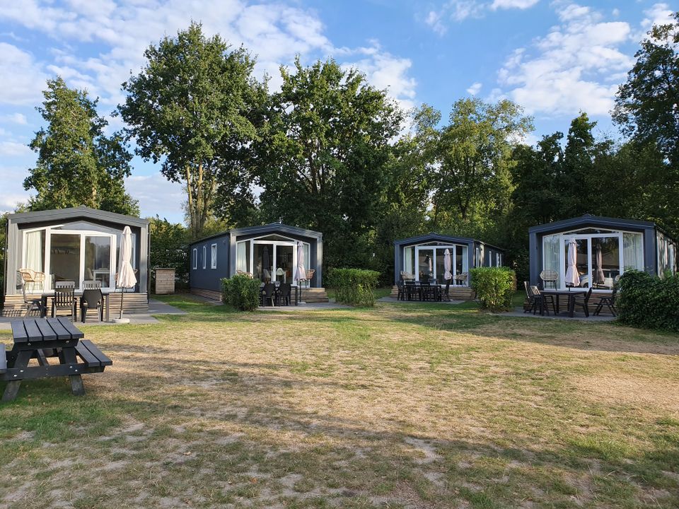 Minihaus zum dauerhaften Wohnen! 9x3,5m Mobilheim Tiny House! GEG in Frankfurt am Main