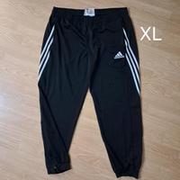 Adidas joggingshose große XL Niedersachsen - Langenhagen Vorschau