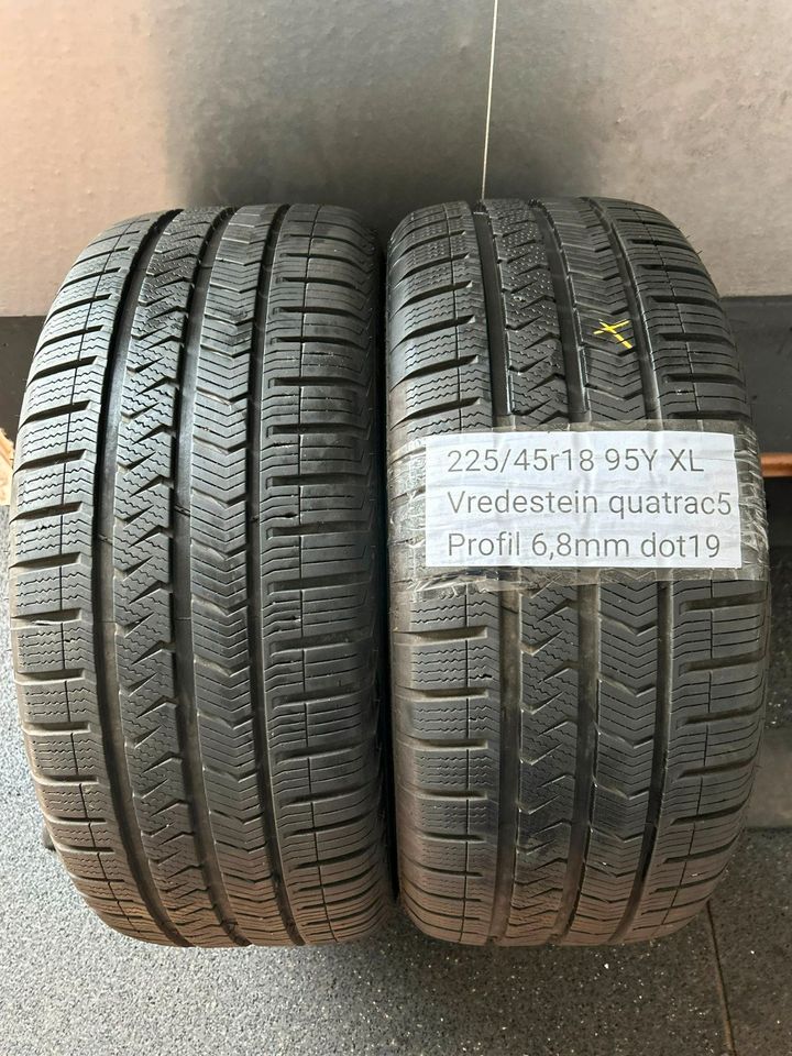 2x Allwetter Vredestein 225/45R18 95Y XL gebraucht inkl. Montage in Burgwald