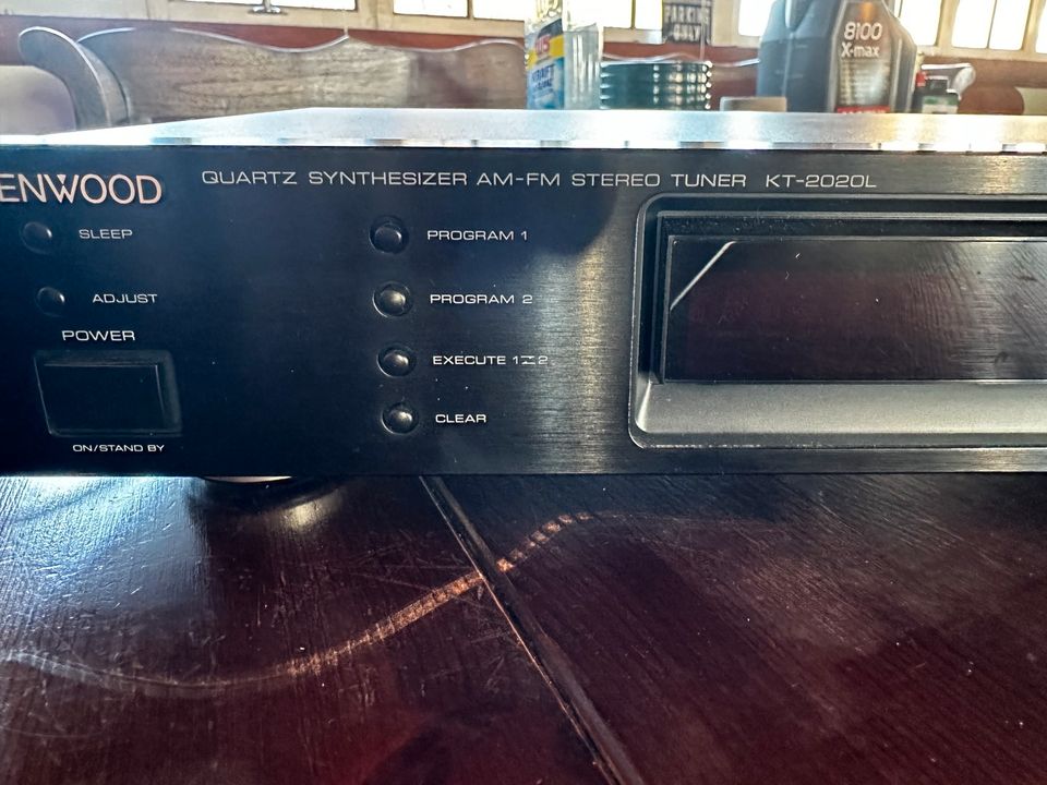 Kenwood QUARTZ Sytnthesizer AM-FM Stereo Tuner KT-2020L in Flensburg