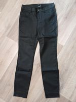 Comma Hose skinny fit Gr. 36 schwarz glänzend Niedersachsen - Bremervörde Vorschau