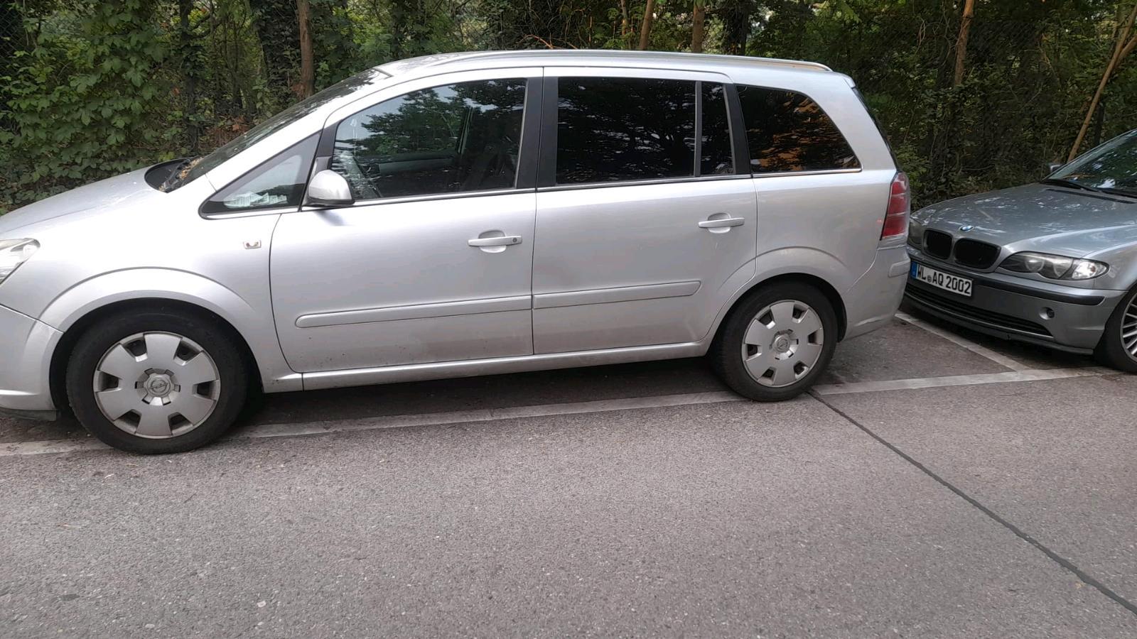 Abbildung des Autos Opelzafera B Automatik 2…