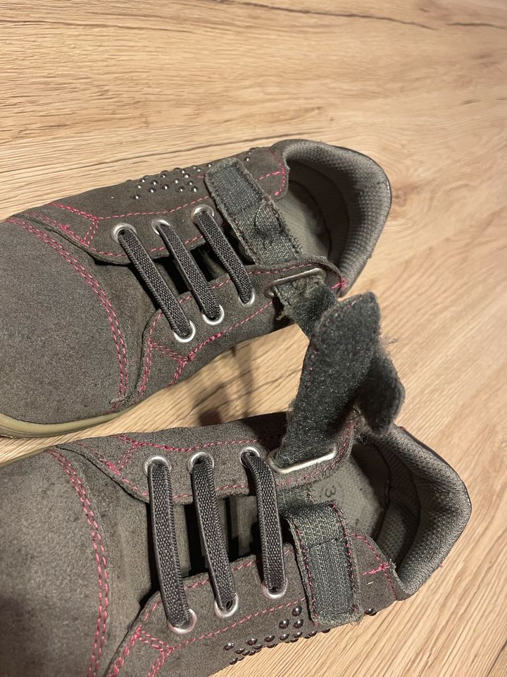 Schuhe Turnschuhe Sneaker Klettverschluss Lico Gr.30 in Burkhardtsdorf