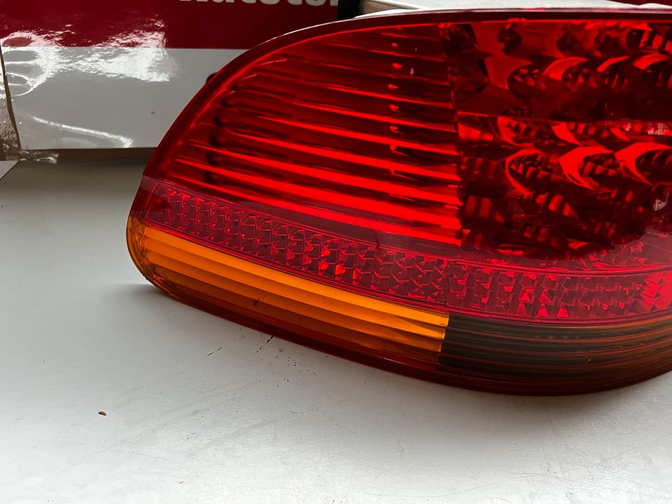 BMW e66 e65 e67 Rückleuchte Rücklicht Heckleuchte 8379687 in Kürnbach