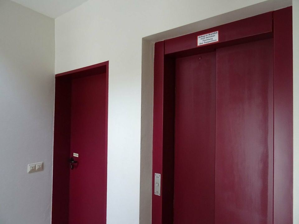 Große Büro- oder Praxisfläche auf gesamter Etage mit Aufzug in Simmern