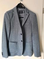 S. Oliver Jacket Jungen Gr. 170 + Hose neuwertig Sachsen - Rötha Vorschau