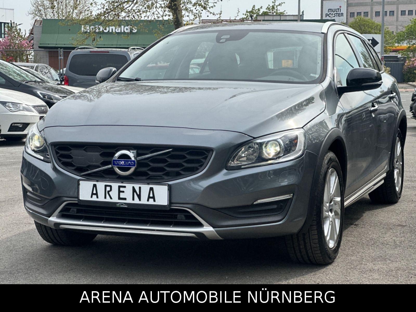 Abbildung des Autos Volvo V60 Cross Country …
