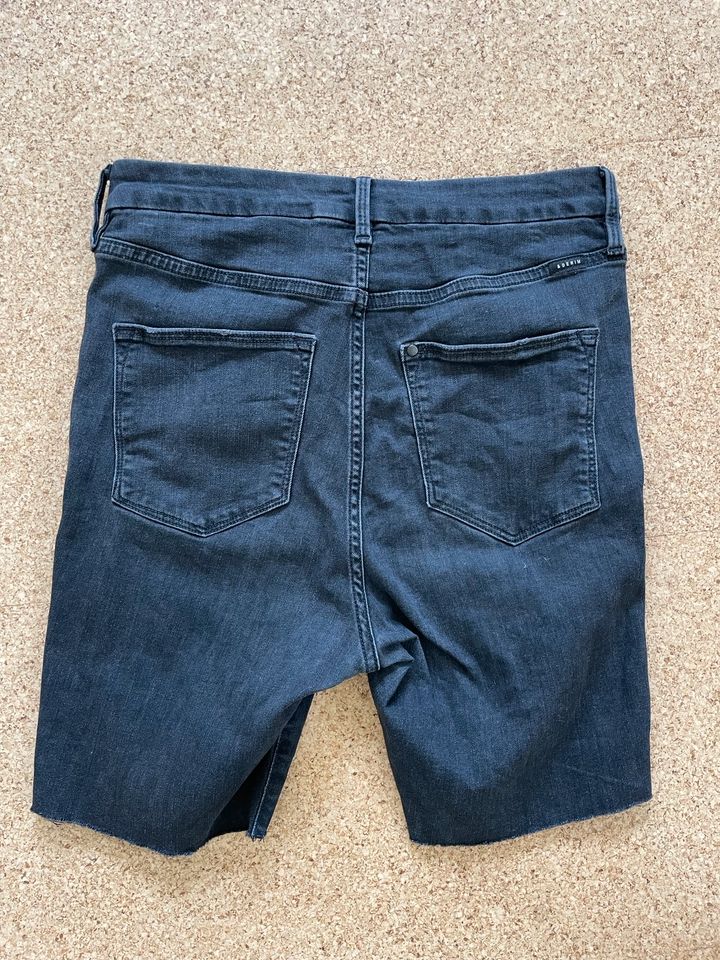 Shorts Jeans schwarz Gr. 38 in Erkrath