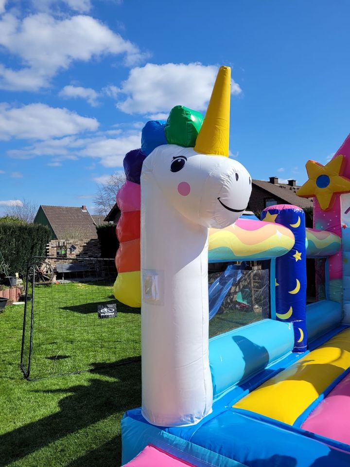 Multiplay Hüpfburg Einhorn mit Rutsche Happy Kids mieten in Hürtgenwald